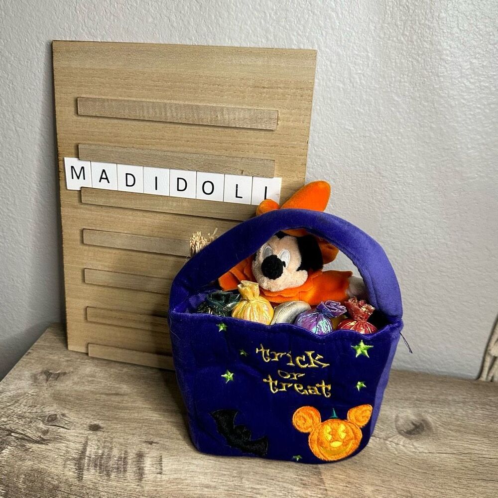 Vintage Disney Mickey Mouse Trick or Treat Decor Bag